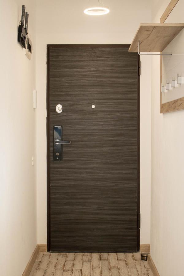 Yzza Apartament Năvodari Eksteriør bilde