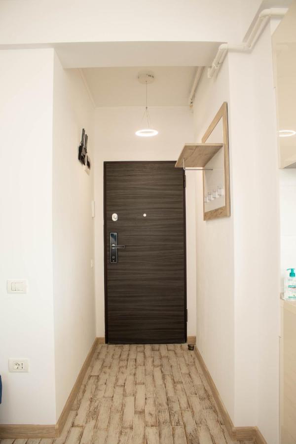 Yzza Apartament Năvodari Eksteriør bilde